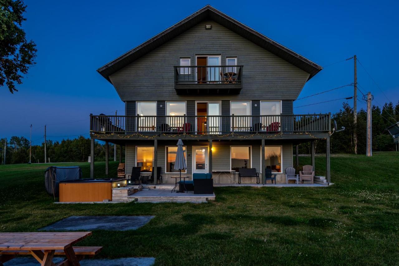 Montfjord - Chalets, Vue Spectaculaire Et Spa. Chantafjord #4 Sacre-Coeur Екстер'єр фото
