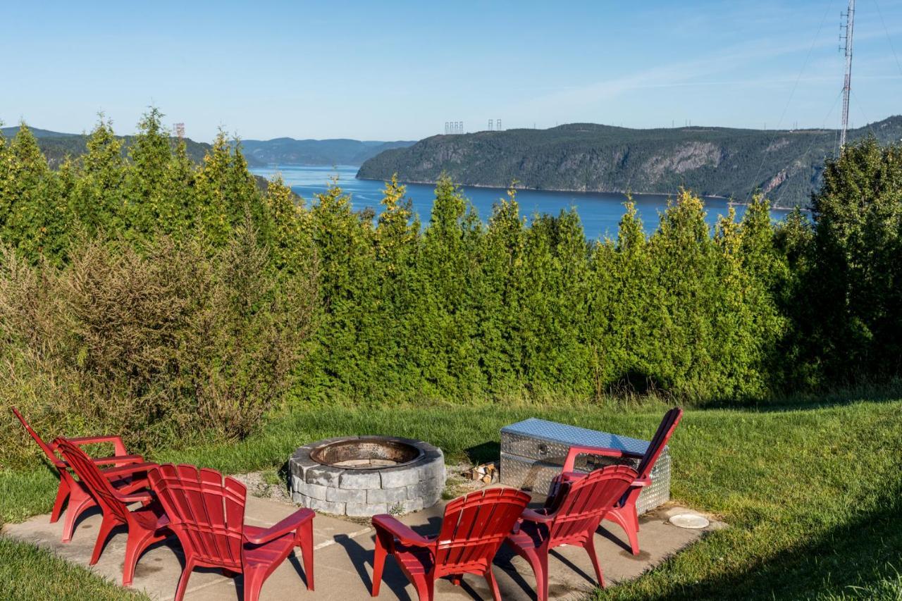Montfjord - Chalets, Vue Spectaculaire Et Spa. Chantafjord #4 Sacre-Coeur Екстер'єр фото