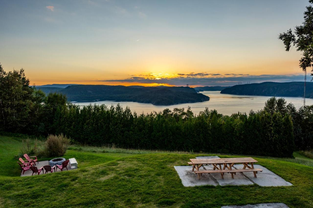 Montfjord - Chalets, Vue Spectaculaire Et Spa. Chantafjord #4 Sacre-Coeur Екстер'єр фото